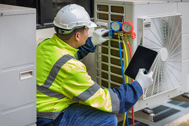 Professional Hvac technician working in Spinnerstown, PA